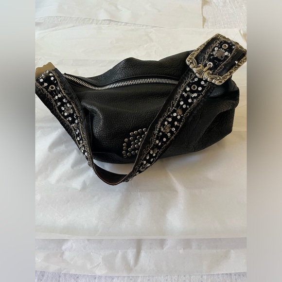 Betsey Johnson Handbags - Betsey Johnson Shoulder Bag